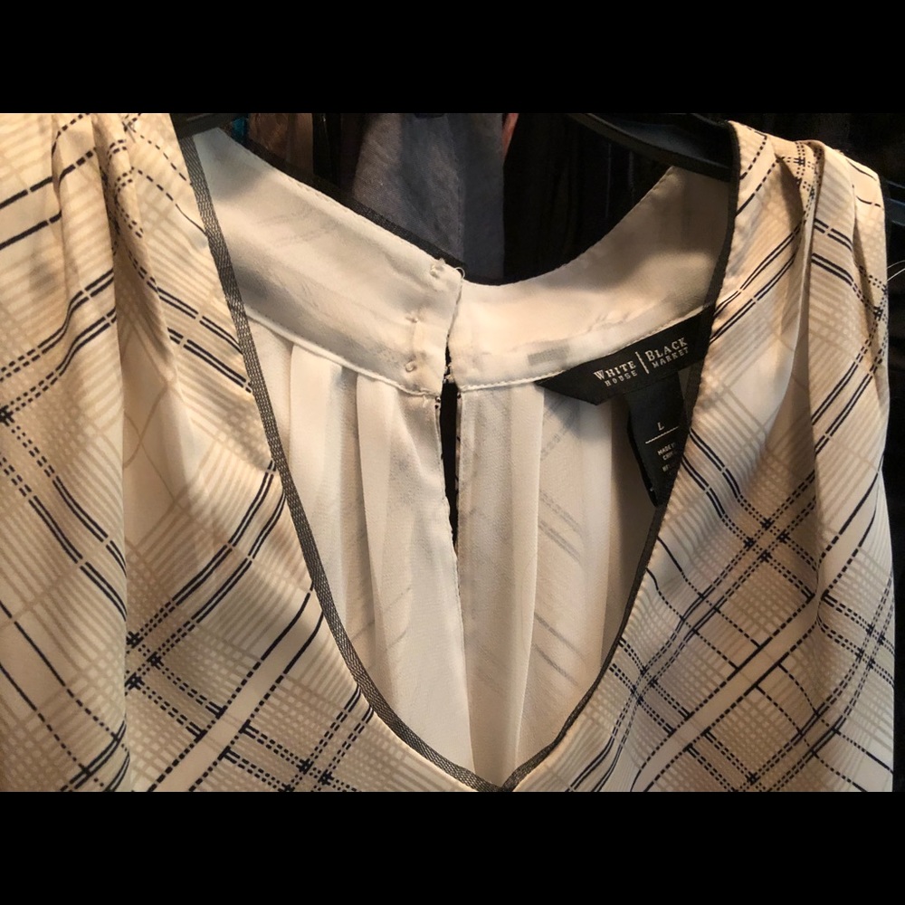 Blouse - Picture 2 of 3